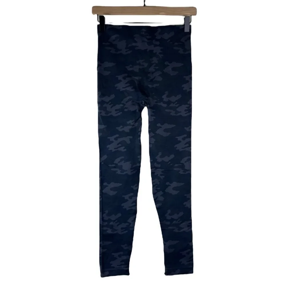 Spanx Black Camo Printed Look At Me Now Seamless Leggings
